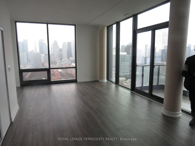 3304 - 35 Parliament Street