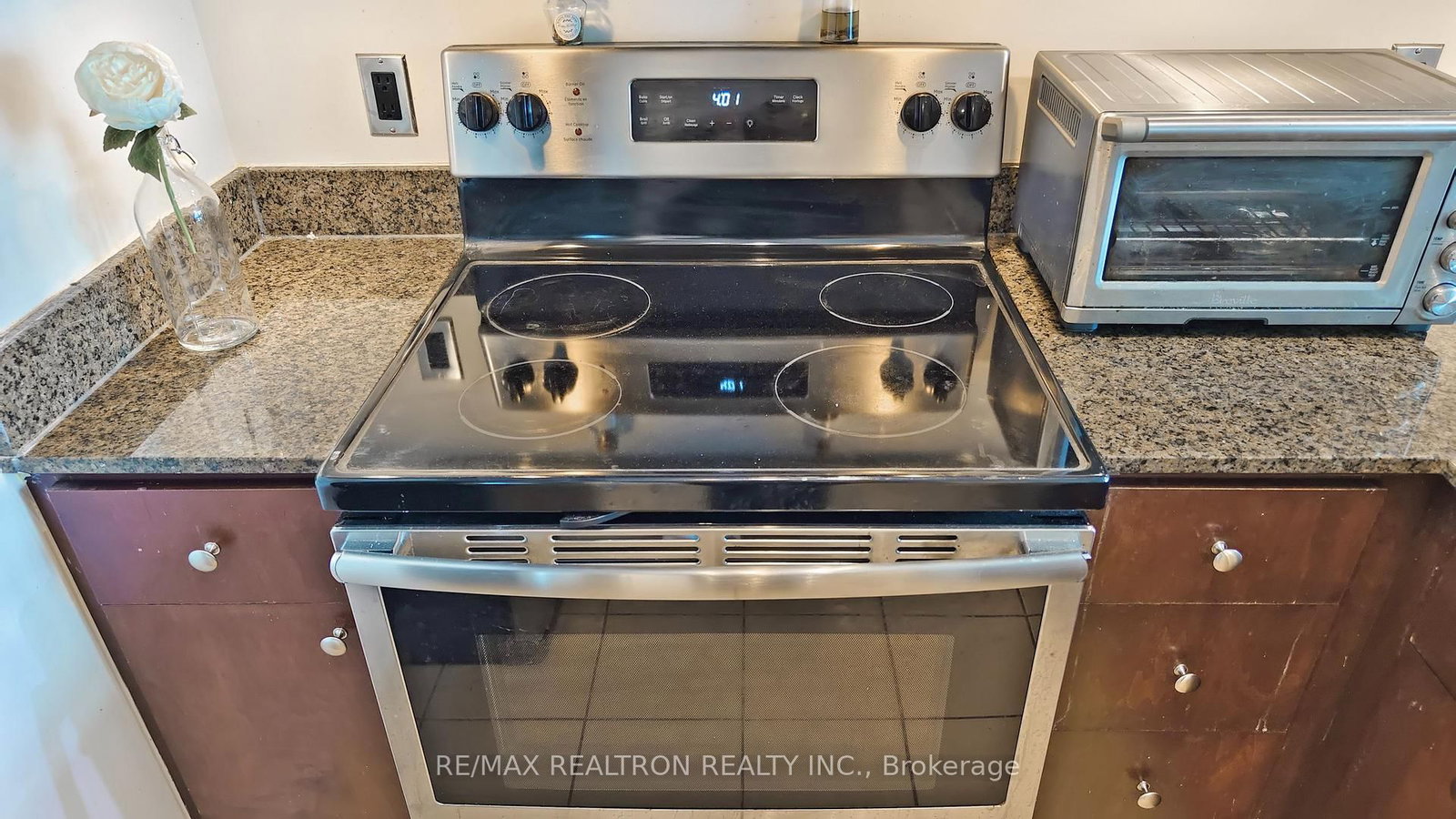 361 Front Street W, Unit 3301 - Photo 16