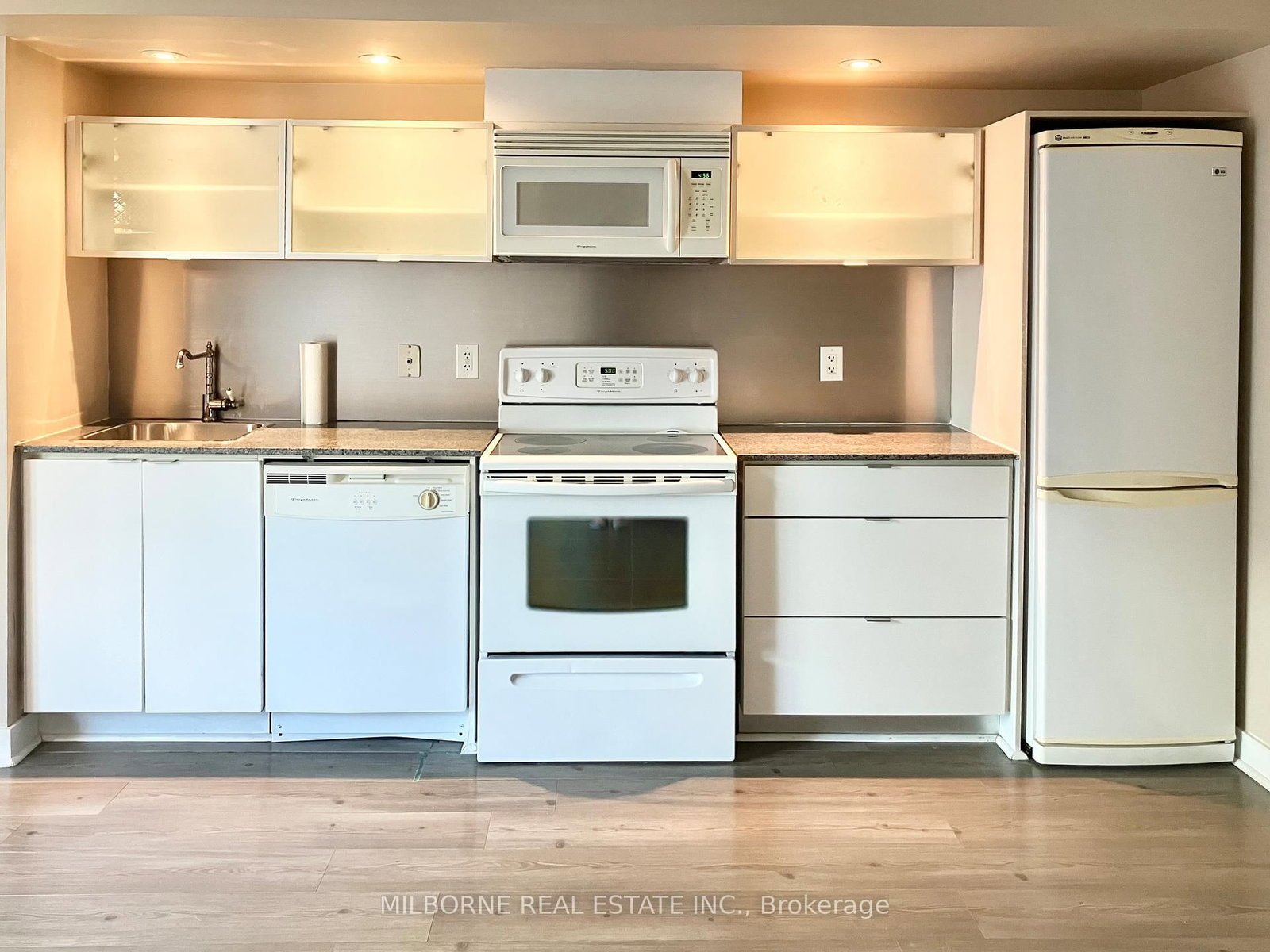 4K Spadina Avenue, Unit 612 - Photo 4