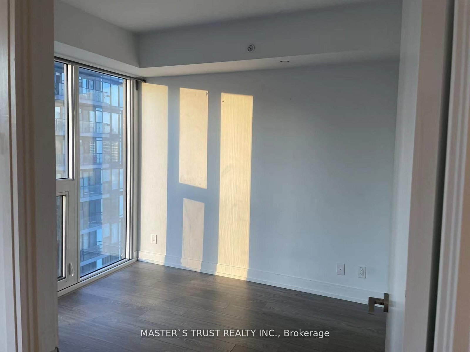 181 Dundas Street E, Unit 1615 - Photo 7