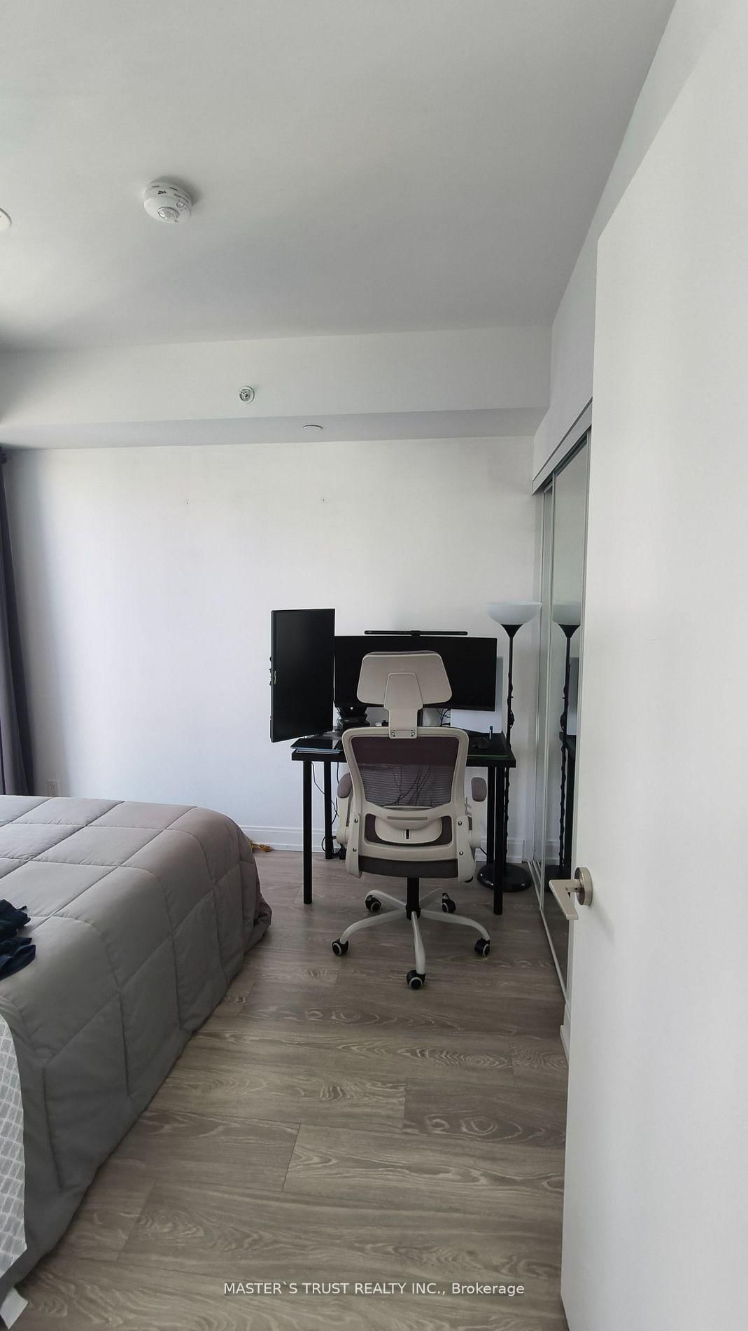 181 Dundas Street E, Unit 1615 - Photo 8