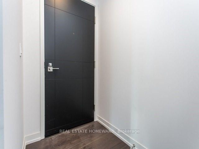 2711 - 98 Lillian Street