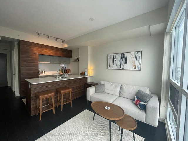 4905 - 88 Scott Street