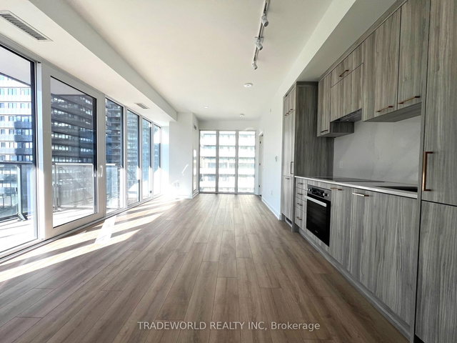 1110 - 634 Church Street