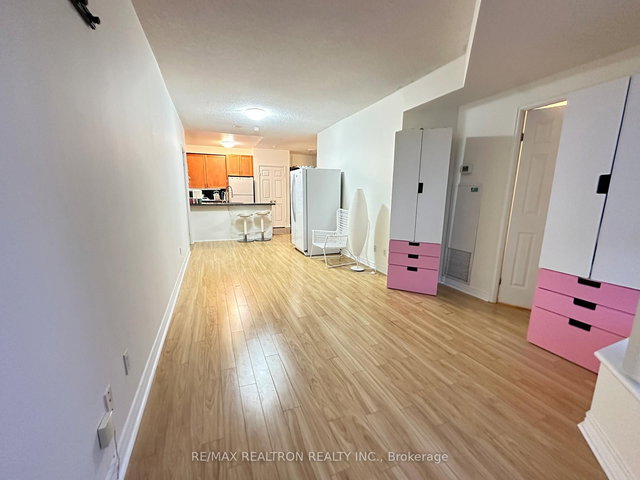 1909 - 55 Bloor Street E