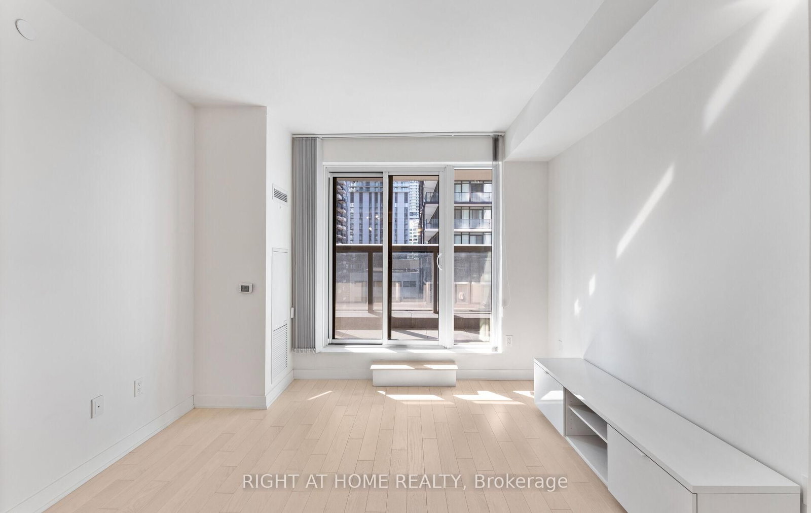 330 Richmond Street W, Unit 1501 - Photo 11