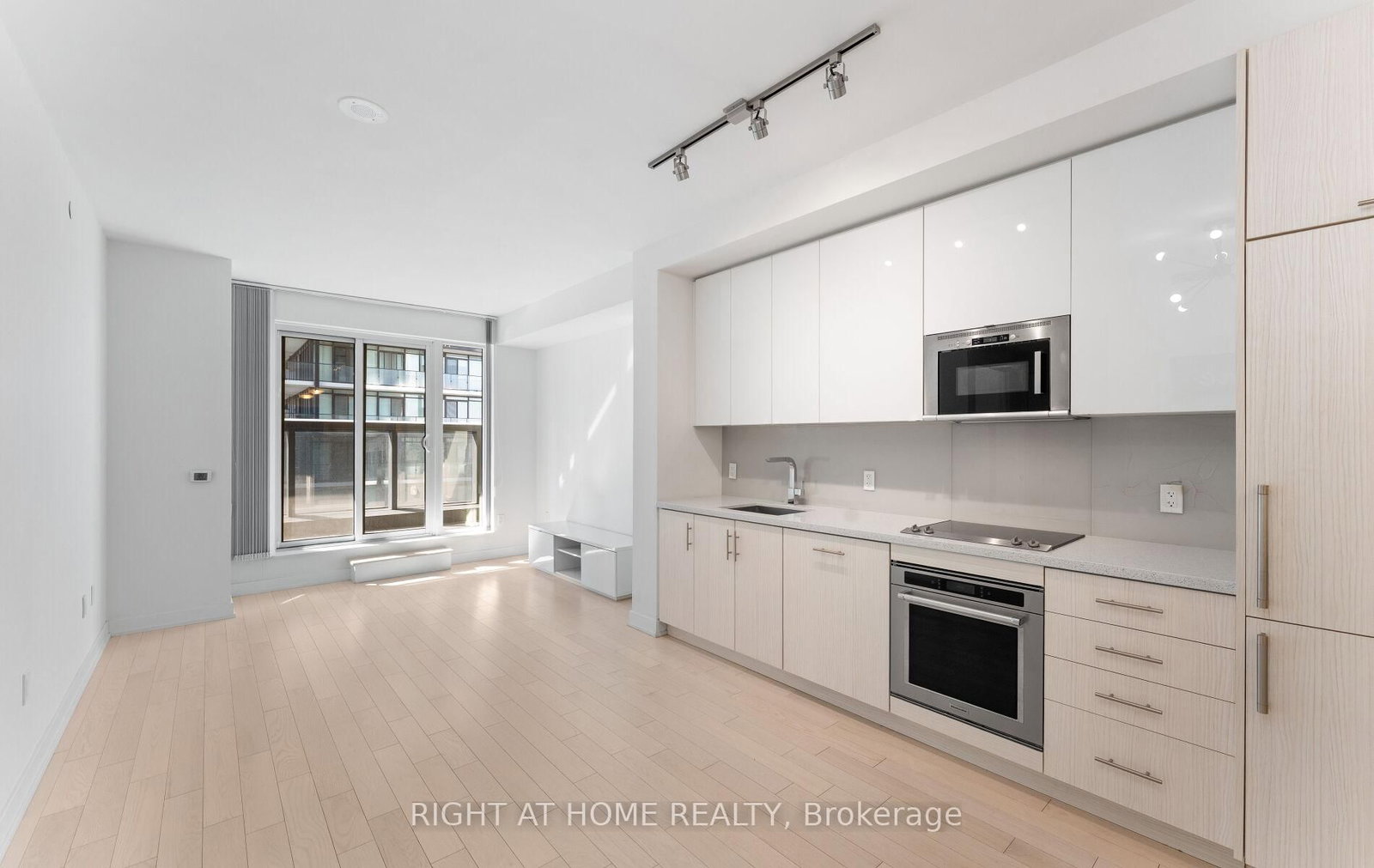 330 Richmond Street W, Unit 1501 - Photo 9