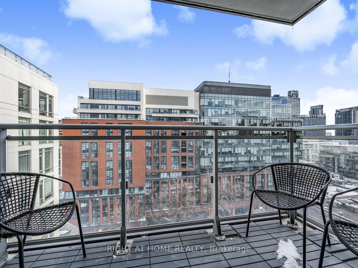 525 Adelaide Street W, Unit 1622 - Photo 16