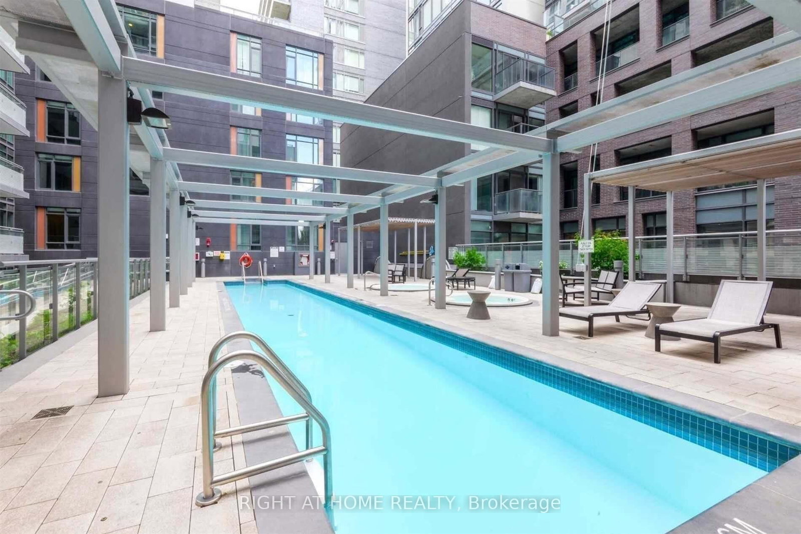 525 Adelaide Street W, Unit 1622 - Photo 22