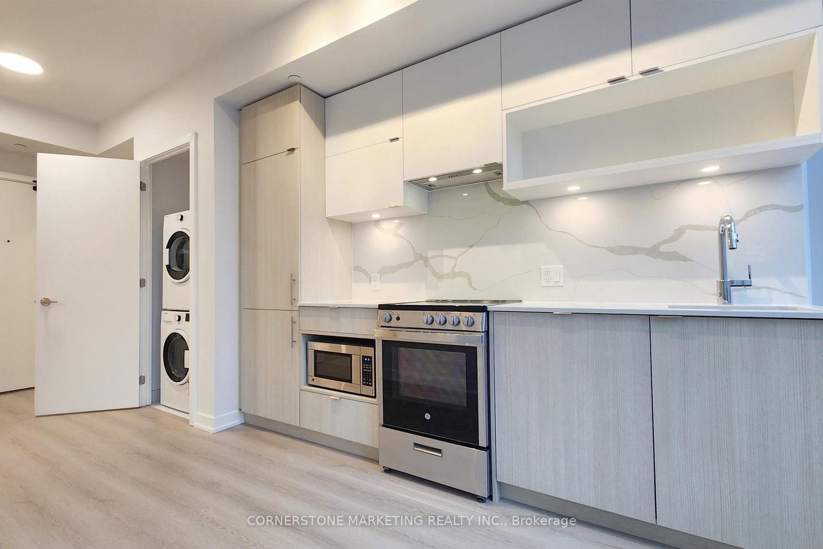 100 Queen Street E, Unit 607 - Photo 3