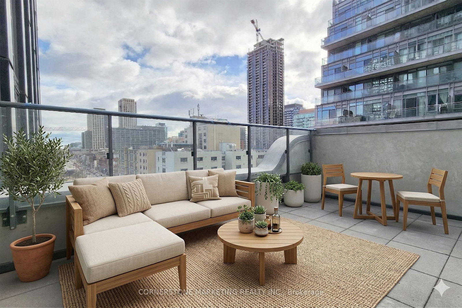 100 Queen Street E, Unit 607 - Photo 8