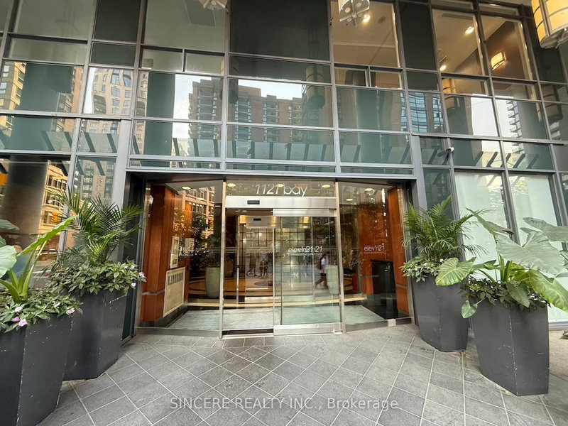 1701 - 1121 Bay St, Toronto, M5S 3L9 | Image 2