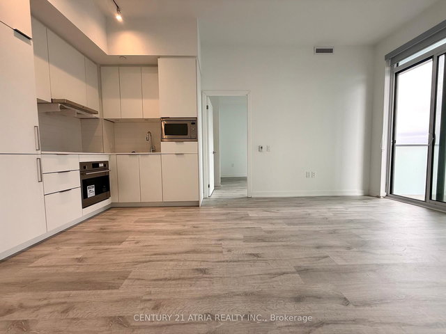 1106 - 7 Golden Lion Heights