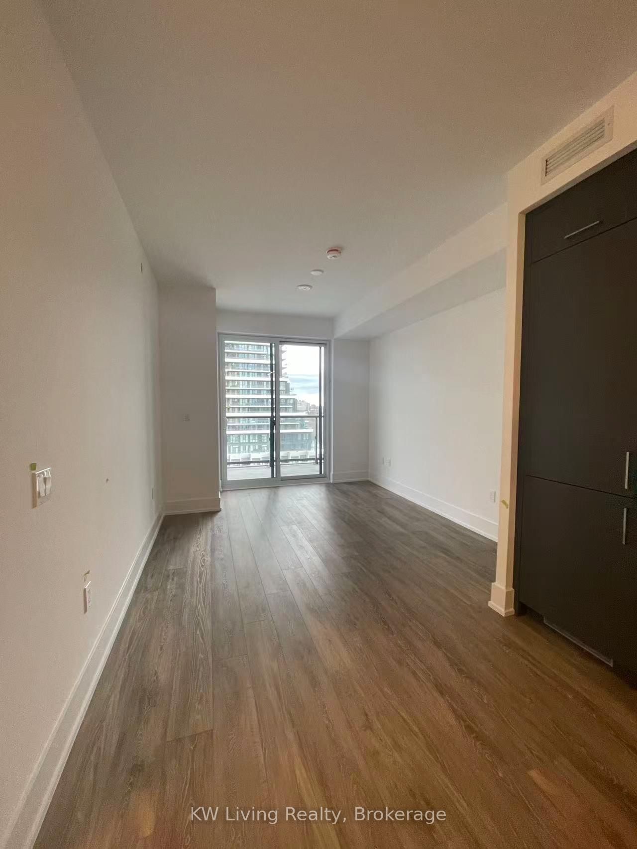 10 Inn On The Pk Drive, Unit 907 - Photo 10