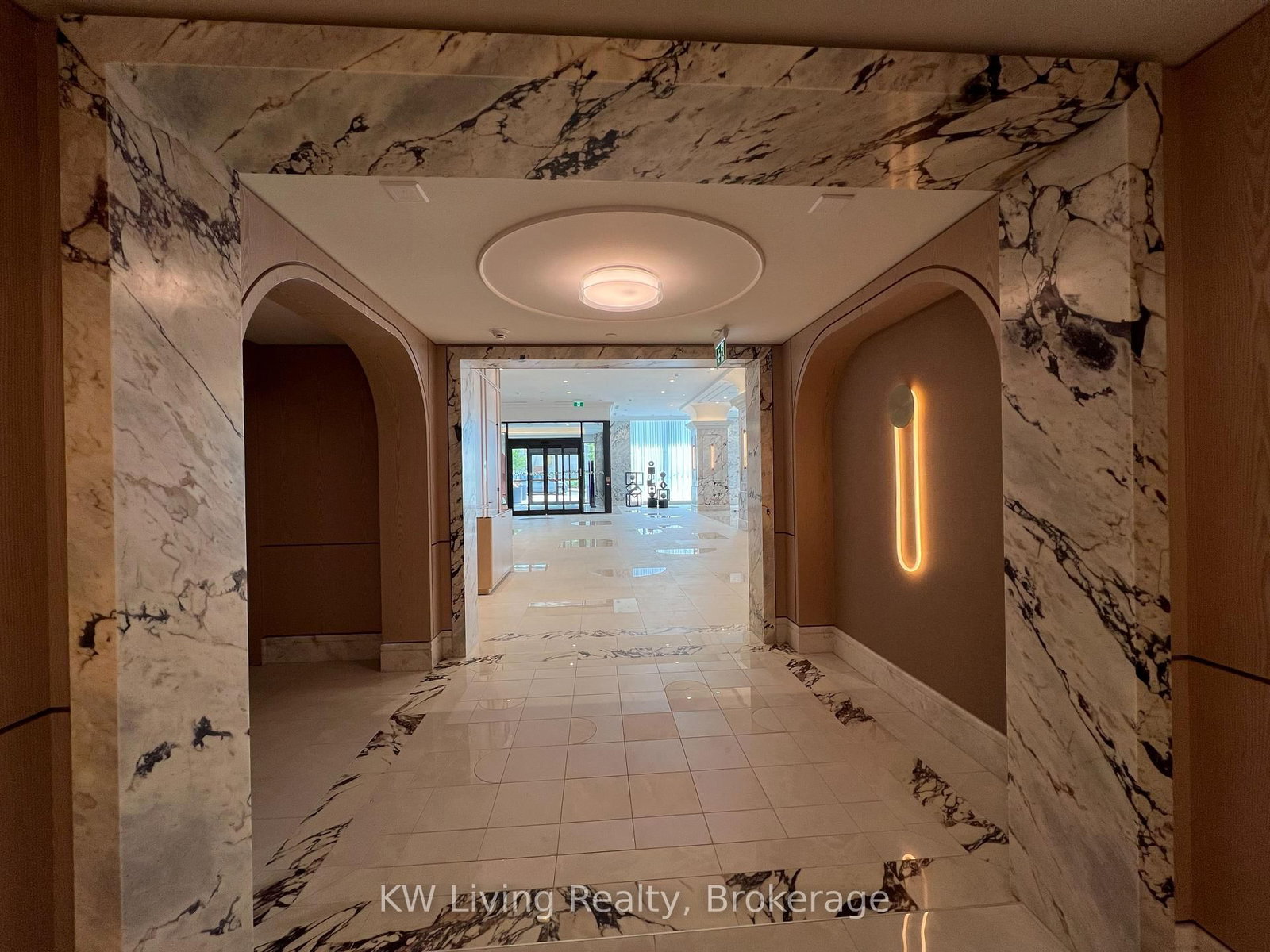 10 Inn On The Pk Drive, Unit 907 - Photo 7