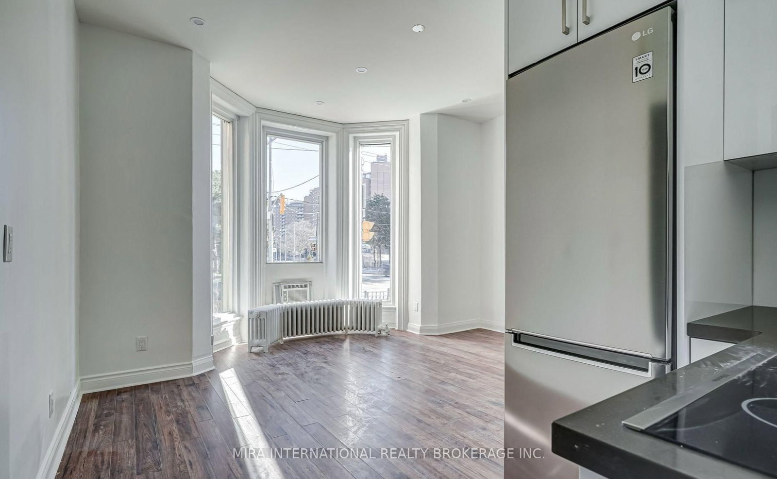 180 Sherbourne Street, Unit 101 - Photo 3
