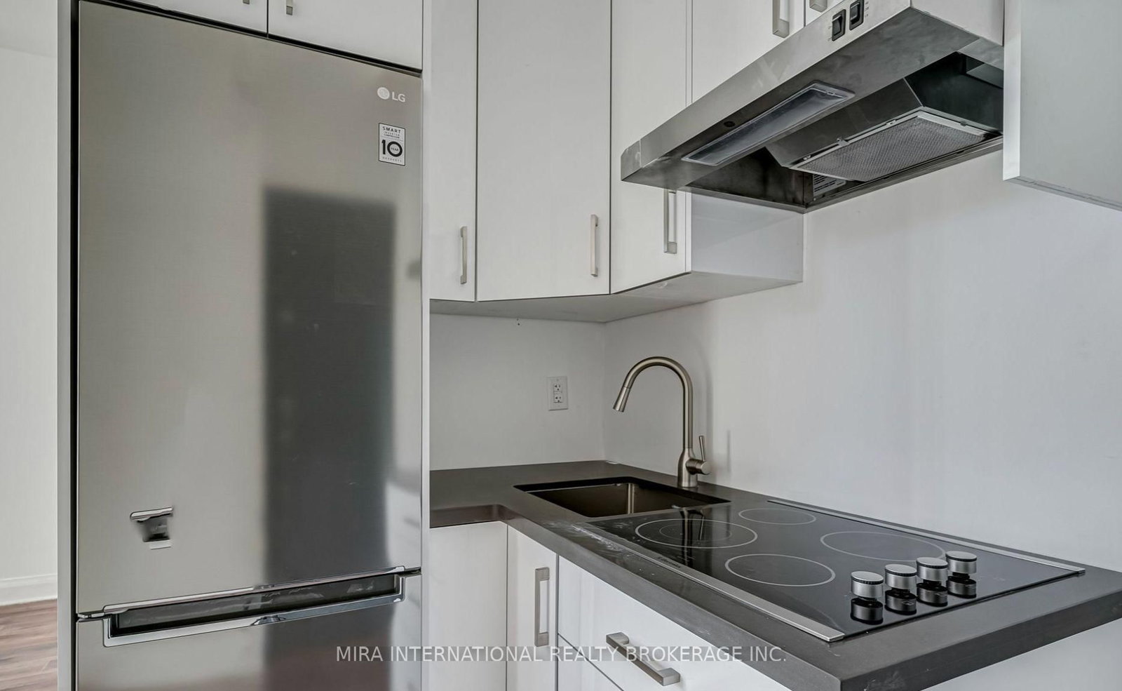 180 Sherbourne Street, Unit 101 - Photo 7