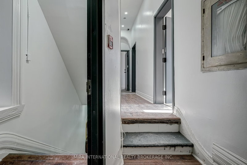203 - 180 Sherbourne St, Toronto, M5A 2R7 | Image 3
