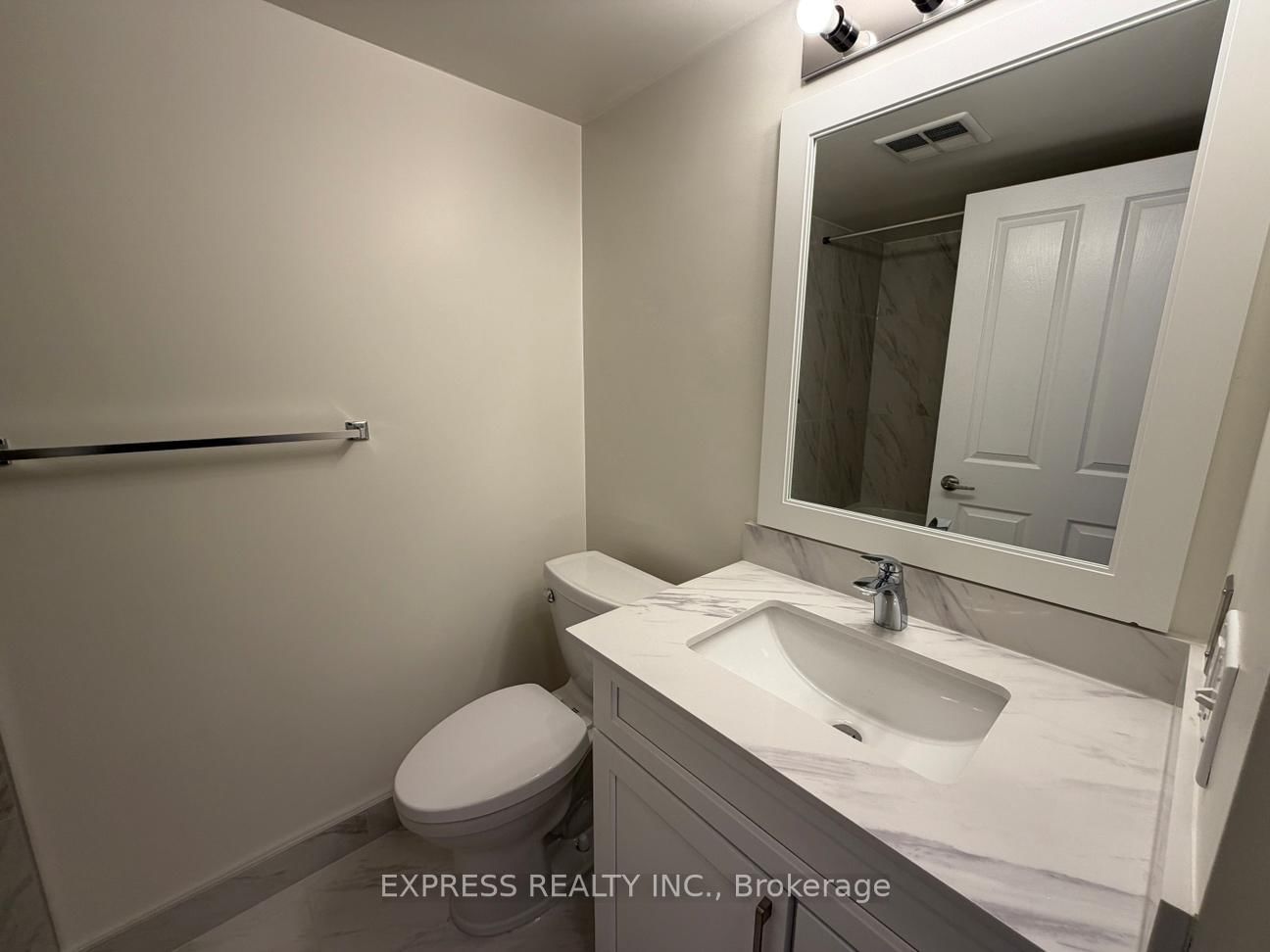 942 Yonge Street, Unit 504 - Photo 8