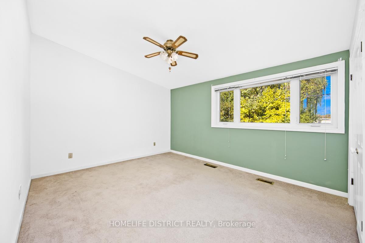 Detached House for sale at 22 Greenland Road, Toronto, Ontario, M3C 1N2 - Banbury-Don Mills - MLS: C12986844