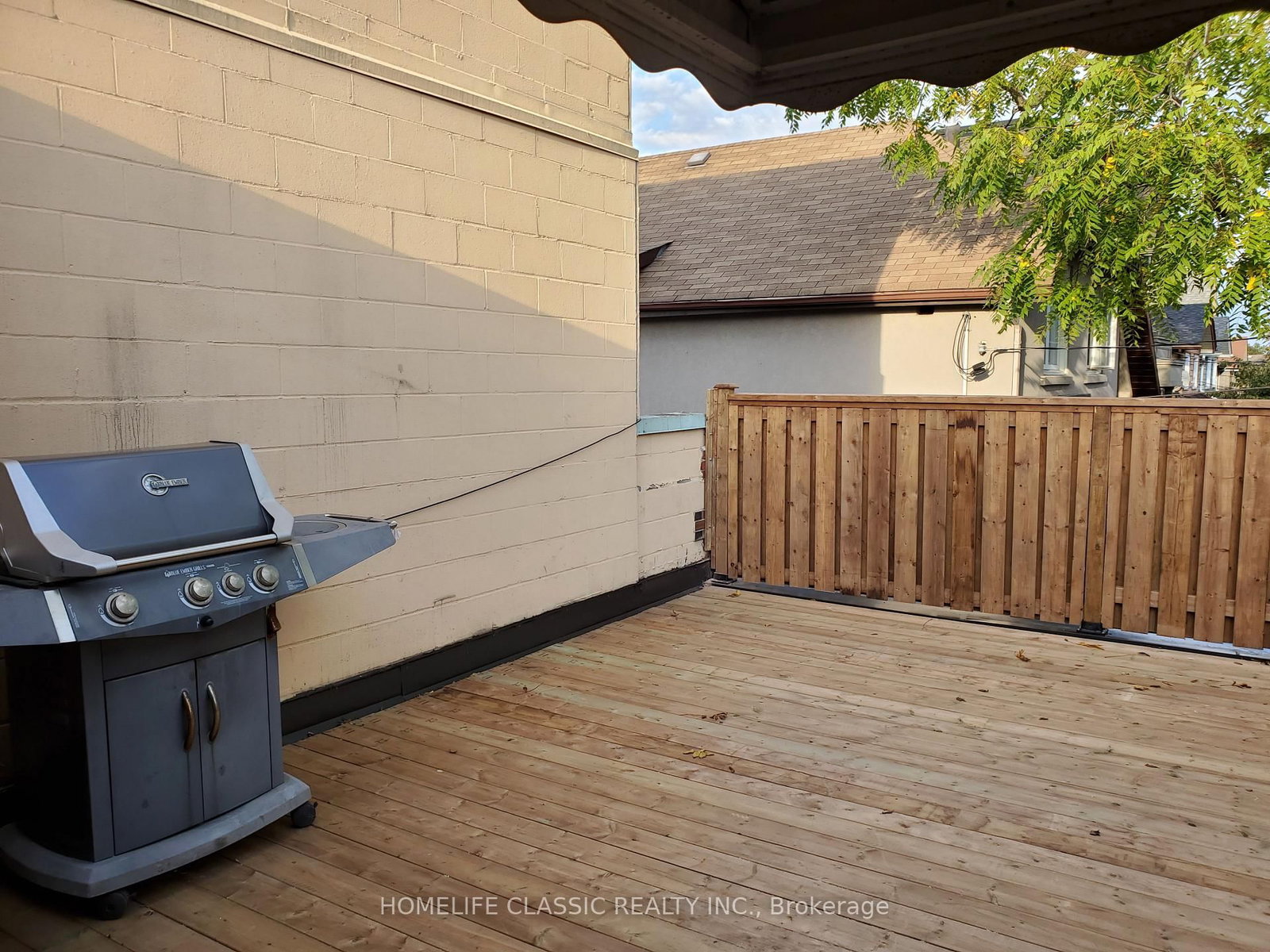 318 Millwood Road, Unit A - Photo 10