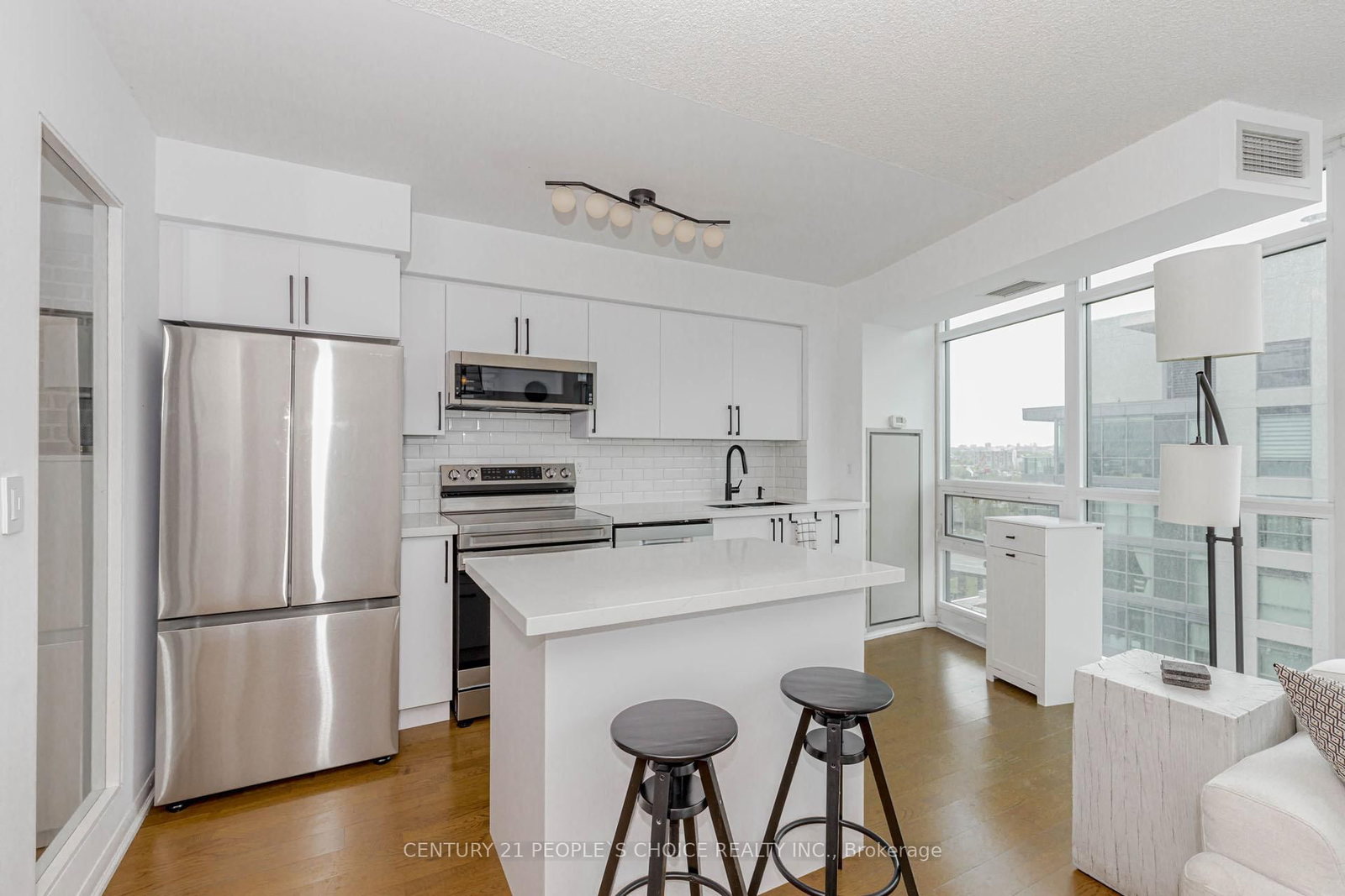 Condo for sale at 1611-215 Fort York Boulevard, Toronto, Ontario, M5V 4A2 - Niagara - MLS: C12986876