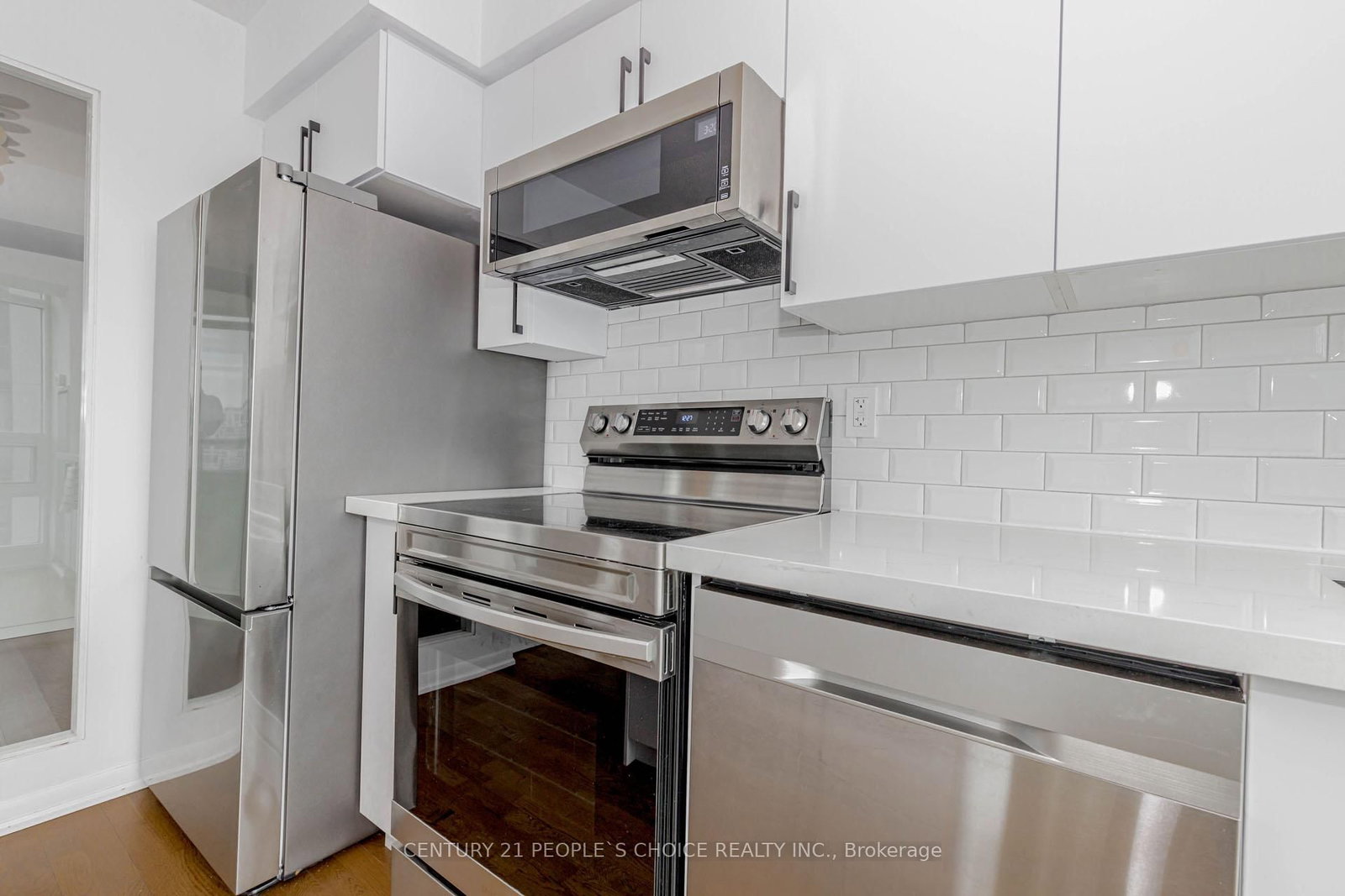 Condo for sale at 1611-215 Fort York Boulevard, Toronto, Ontario, M5V 4A2 - Niagara - MLS: C12986876