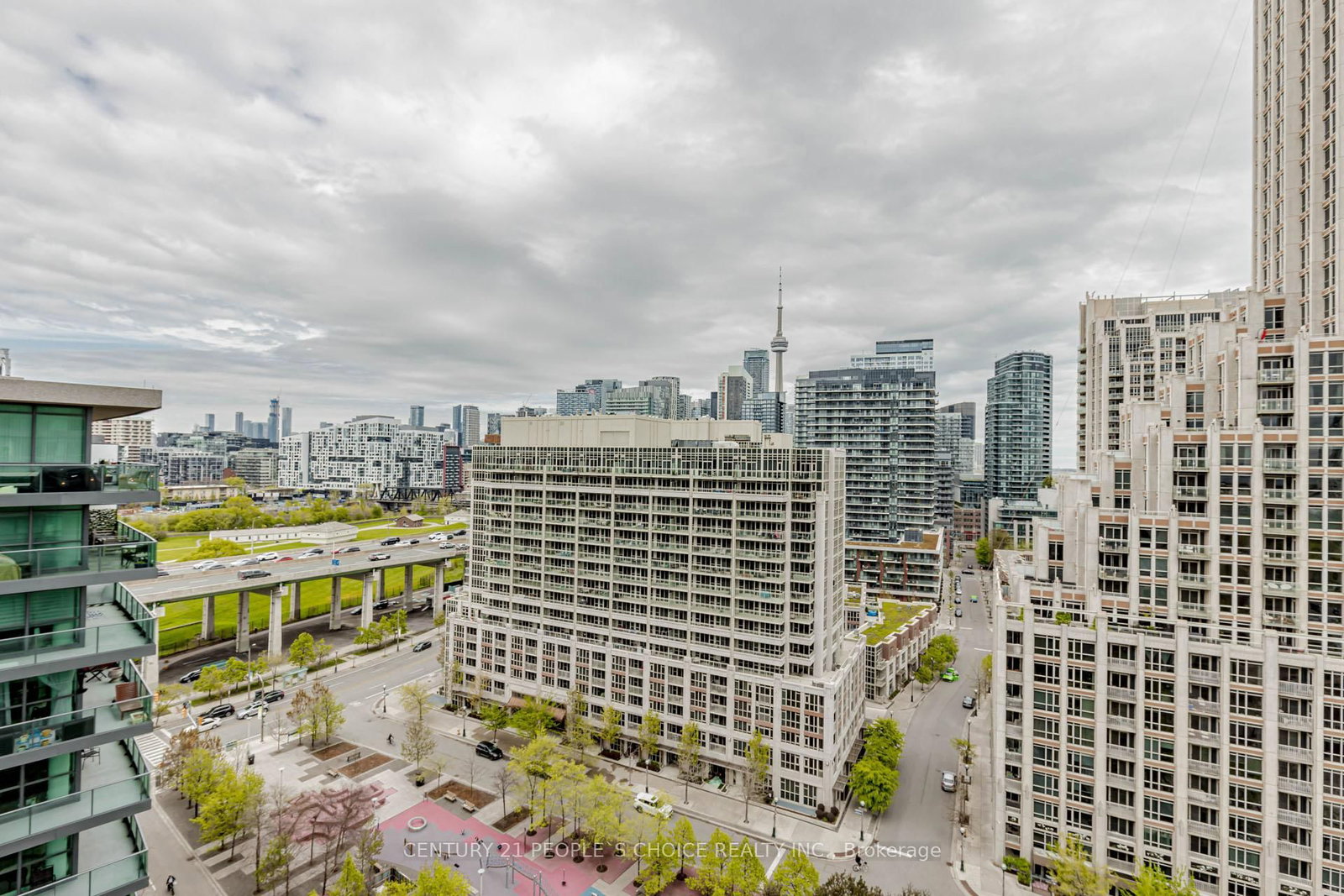 Condo for sale at 1611-215 Fort York Boulevard, Toronto, Ontario, M5V 4A2 - Niagara - MLS: C12986876