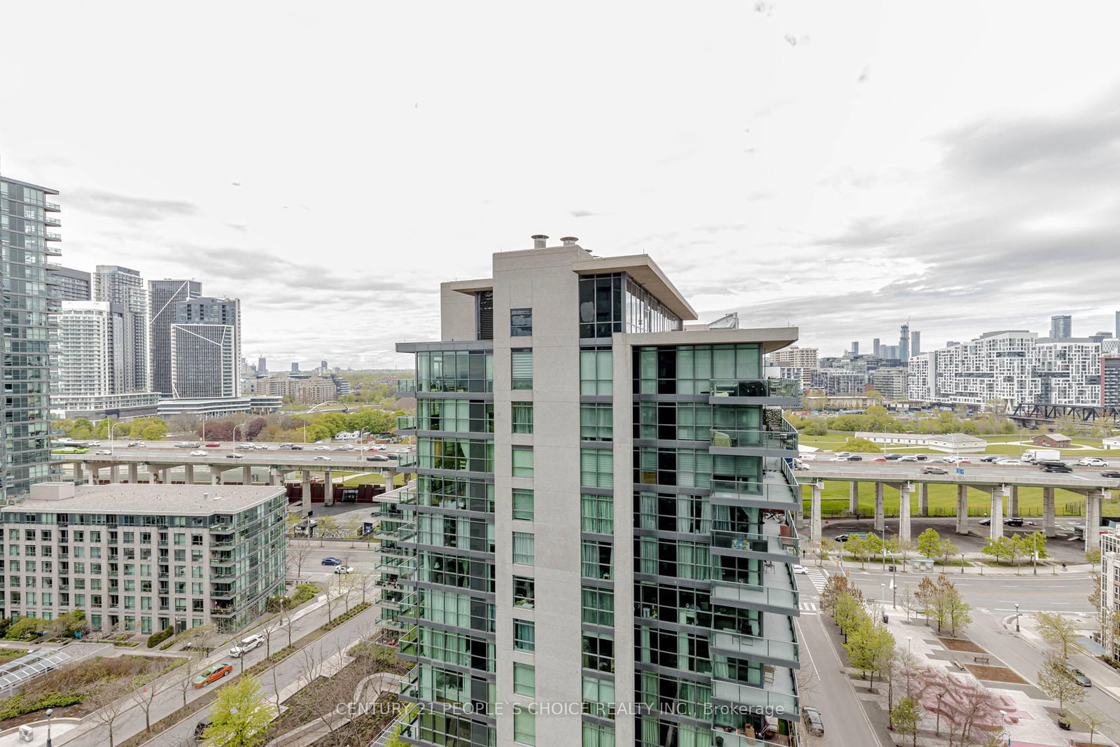 Condo for sale at 1611-215 Fort York Boulevard, Toronto, Ontario, M5V 4A2 - Niagara - MLS: C12986876