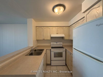 1106-29 Pemberton Avenue, Toronto, Ontario