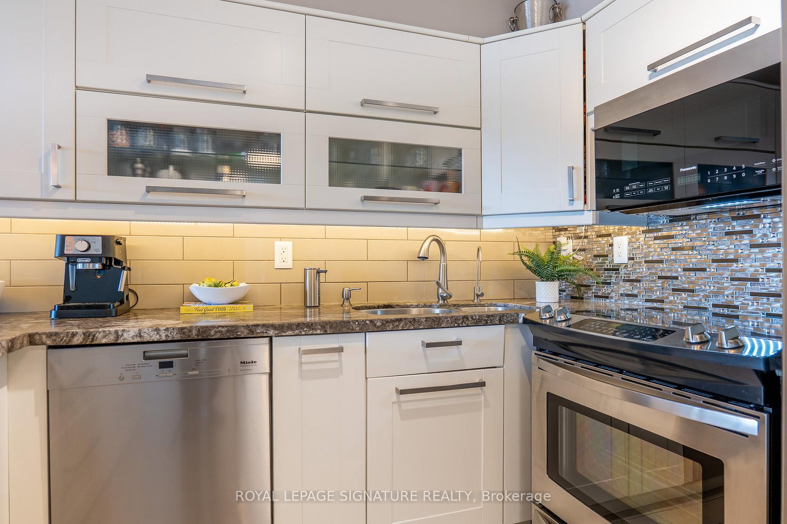 Condo for sale at 404-30 Fashion Roseway, Toronto, Ontario, M2N 6B4 - Willowdale East - MLS: C12986902