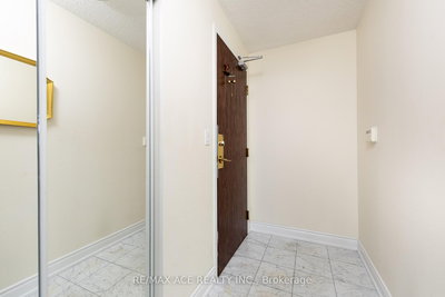 2307-1 Pemberton Avenue, Toronto, Ontario image-0-2