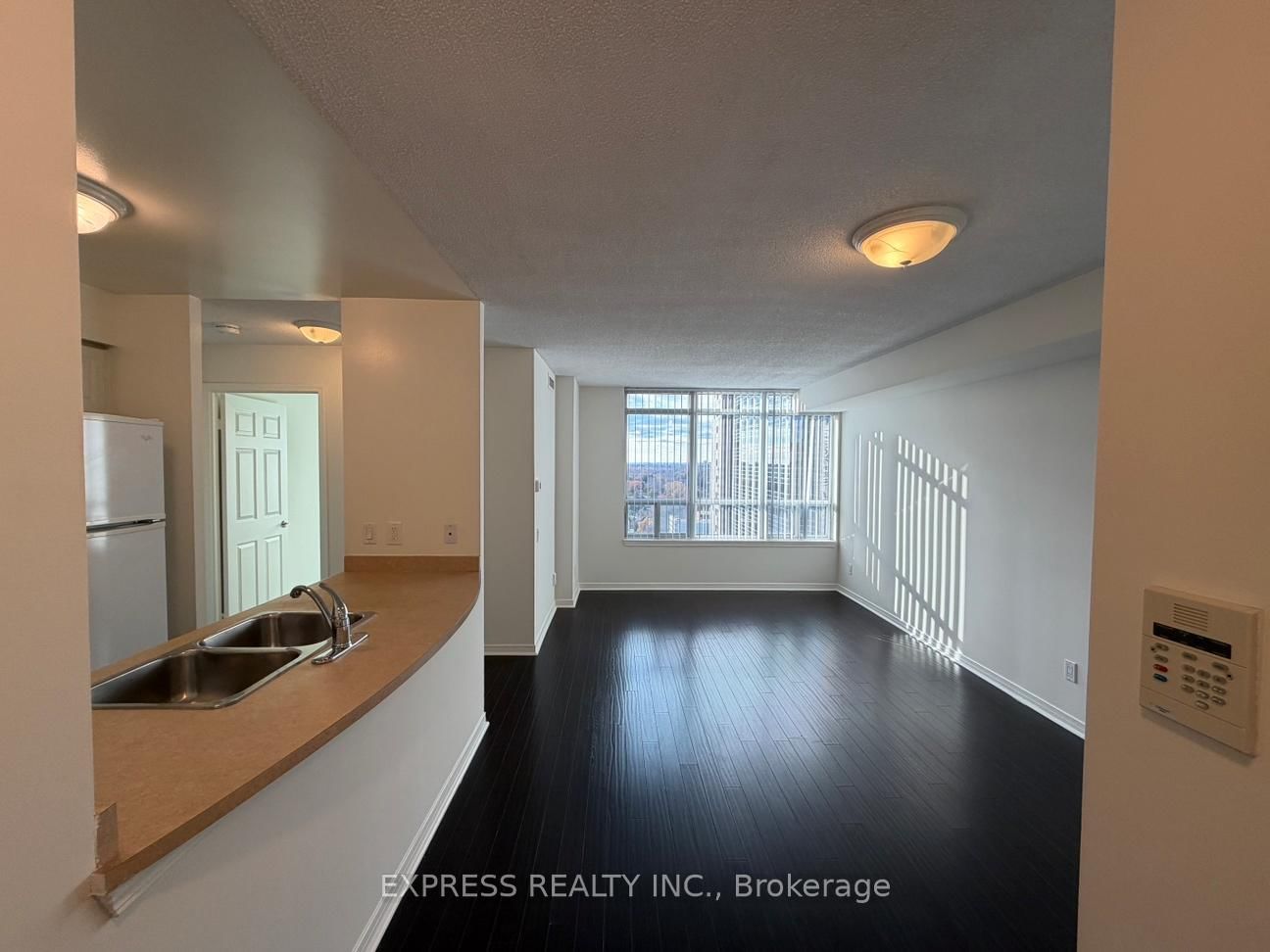 8 Hillcrest Avenue, Unit 1701 - Photo 5