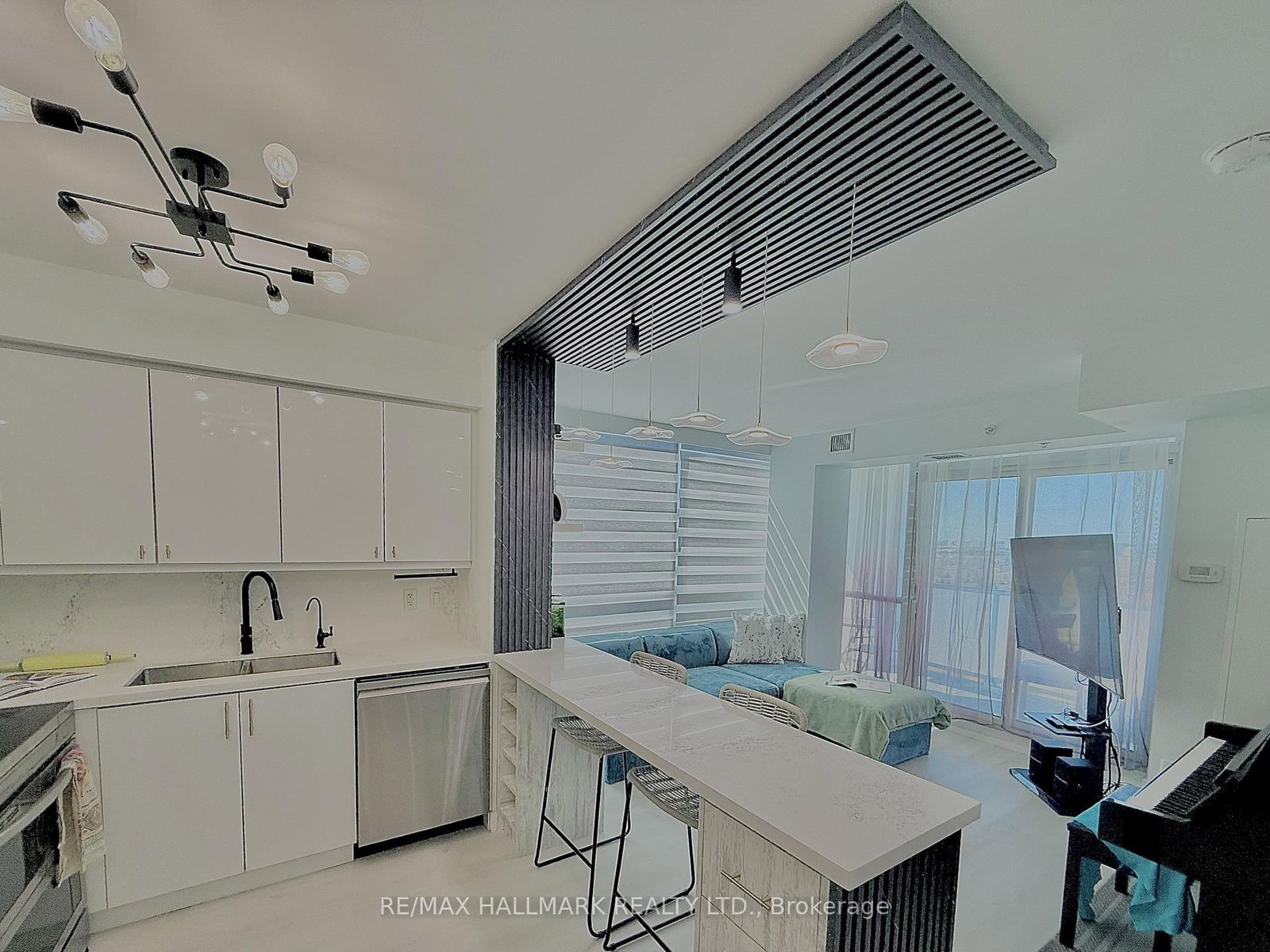 5740 Yonge Street, Unit 1904 - Photo 13