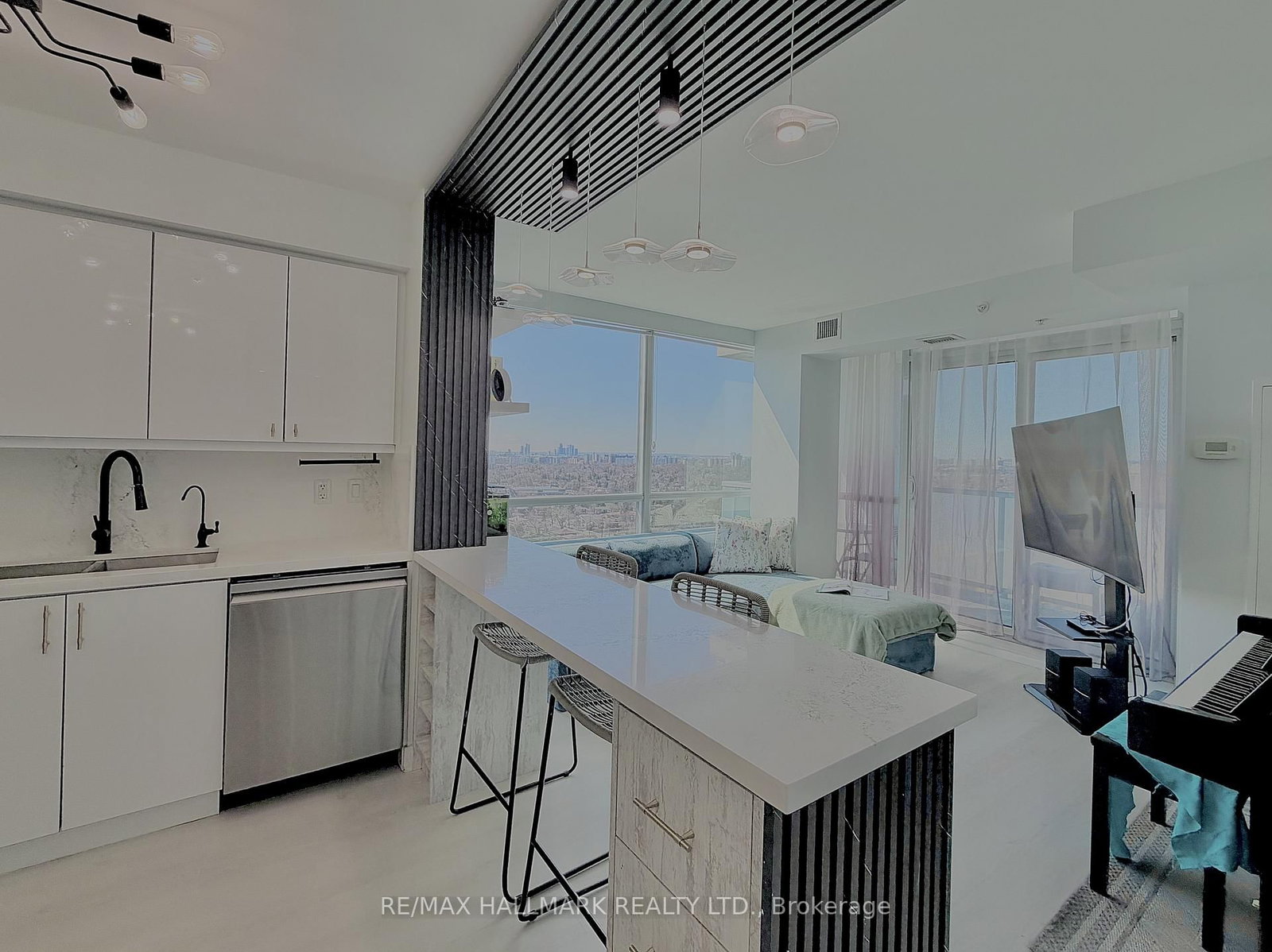 5740 Yonge Street, Unit 1904 - Photo 23