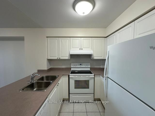 8 Hillcrest Avenue, Unit 905