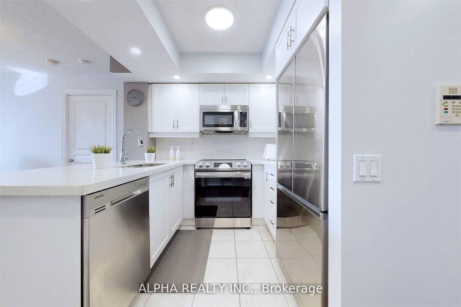 5 Northtown Way, Unit 205 - Photo 10