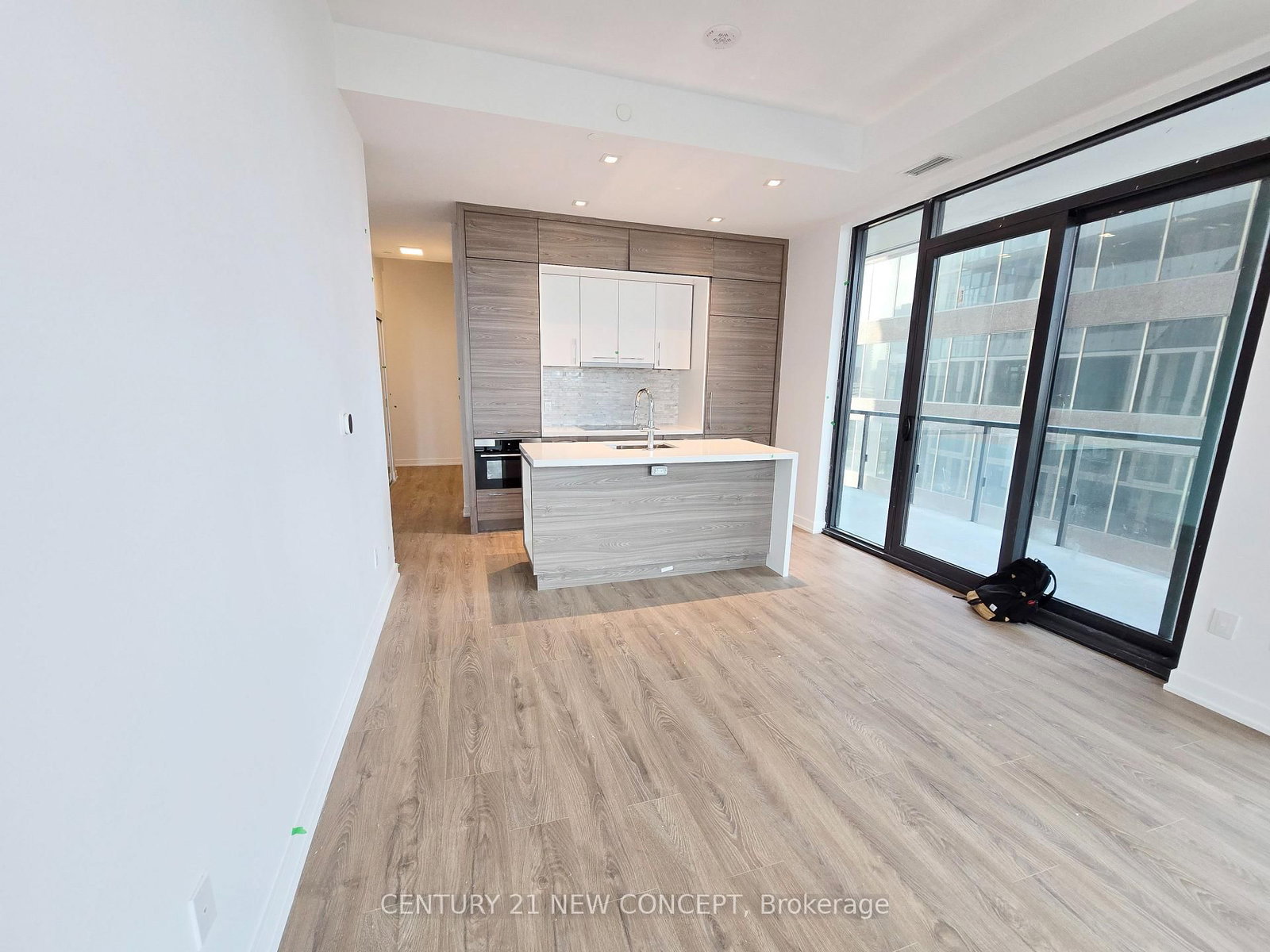 29 Green Trail Court, Unit 703 - Photo 9