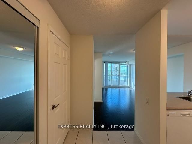 8 Hillcrest Avenue, Unit 1005 - Photo 9