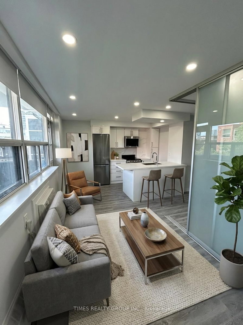 home for lease on 203-15 Walmer Road