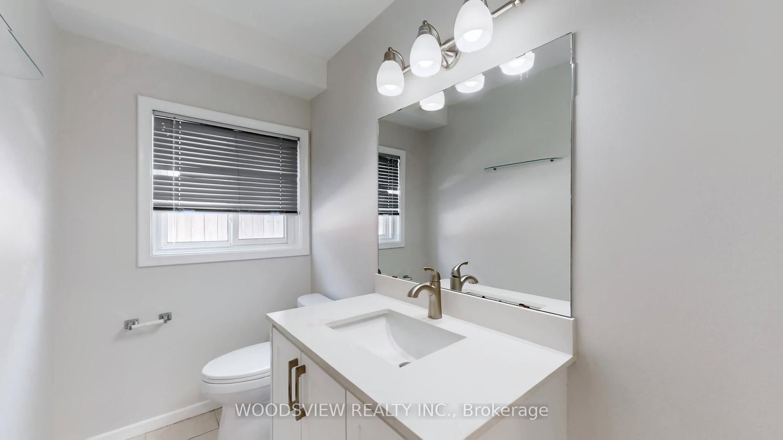 56 Niantic Crescent, Unit Lower - Photo 11