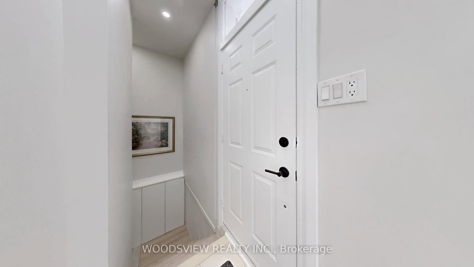 56 Niantic Crescent, Unit Lower - Photo 2