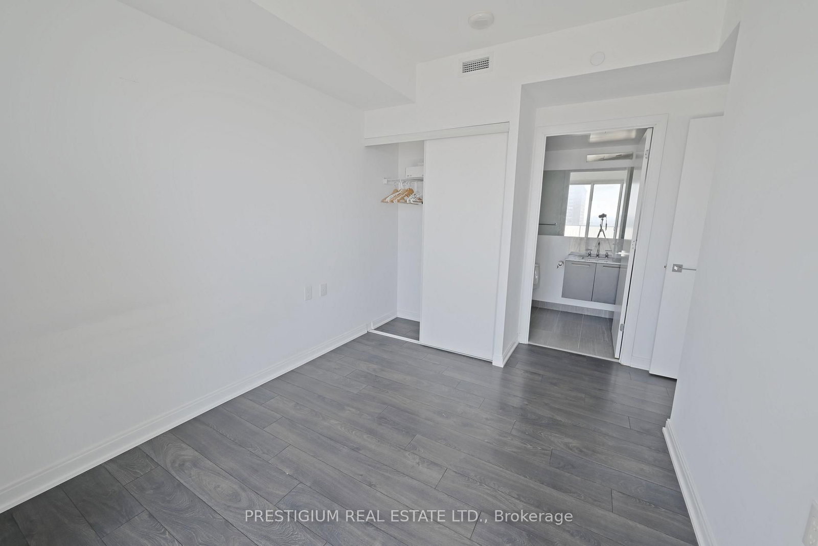 42 Charles Street E, Unit 4103 - Photo 10