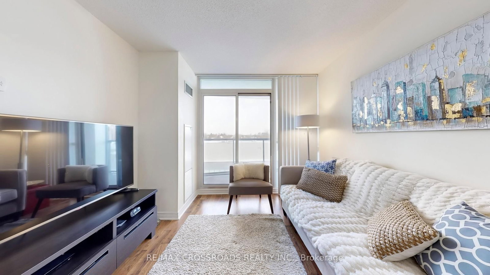 35 Hollywood Avenue, Unit 702 - Photo 4