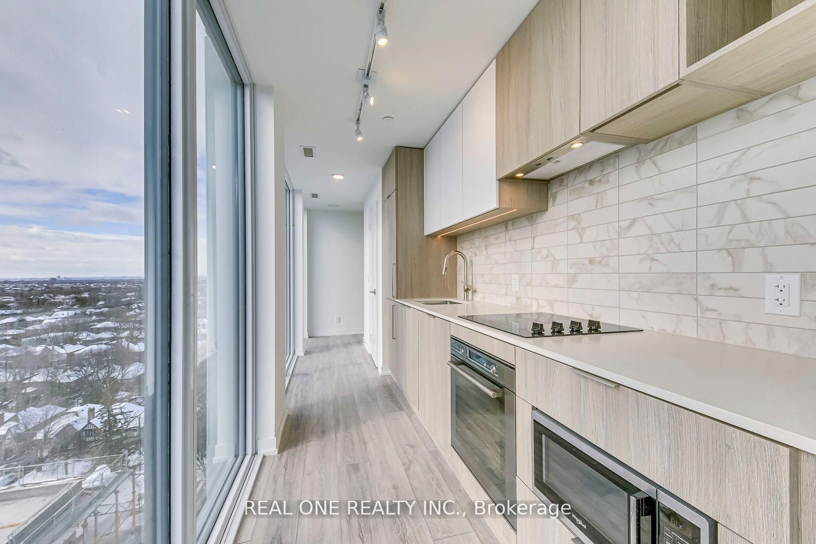 2020 Bathurst Street, Unit 1520 - Photo 11