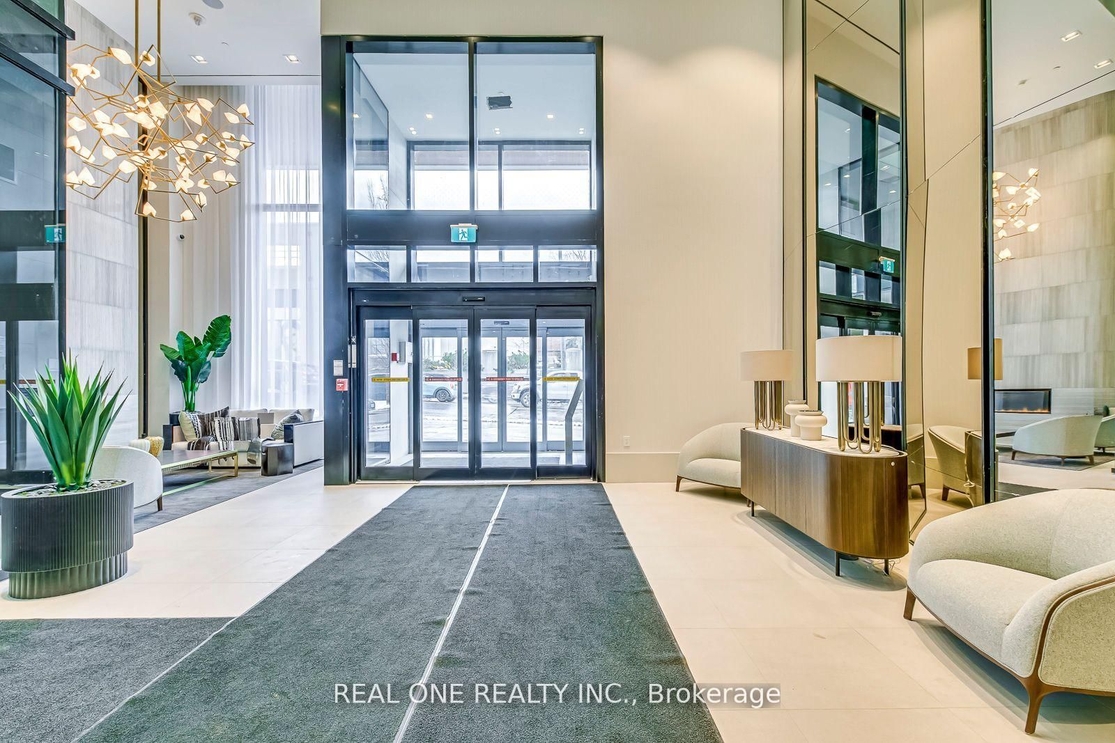 2020 Bathurst Street, Unit 1520 - Photo 3