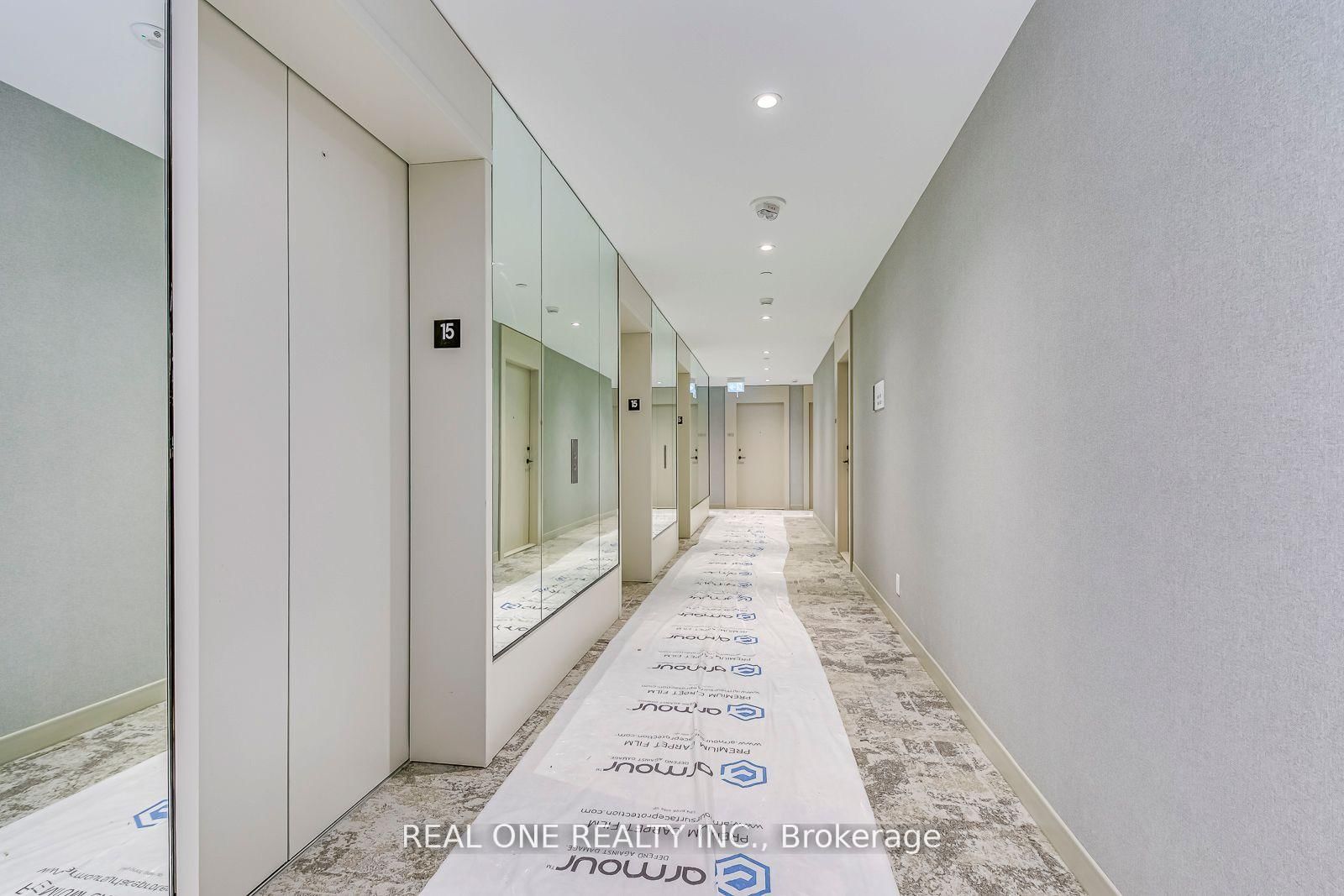 2020 Bathurst Street, Unit 1520 - Photo 4