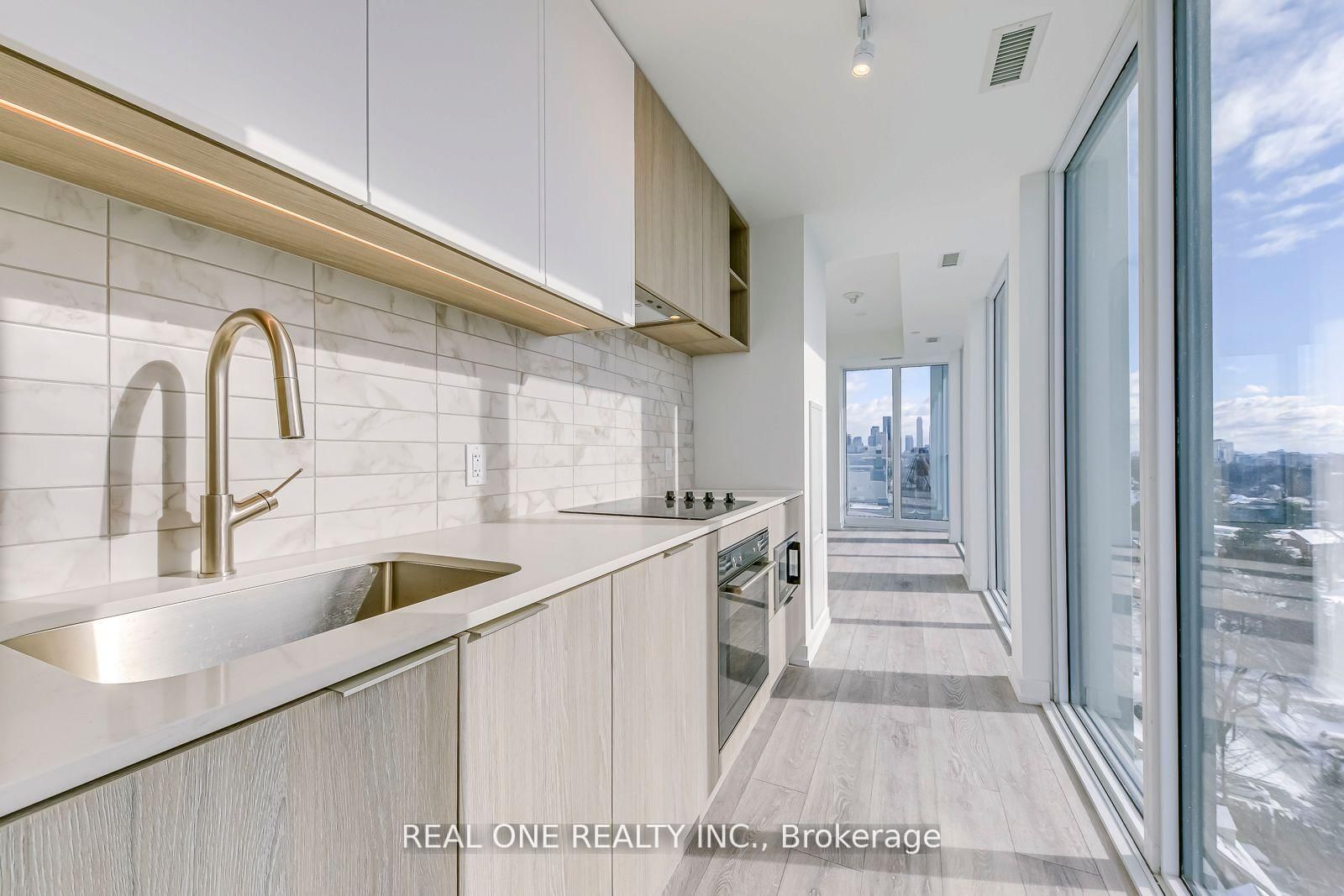 2020 Bathurst Street, Unit 1520 - Photo 7