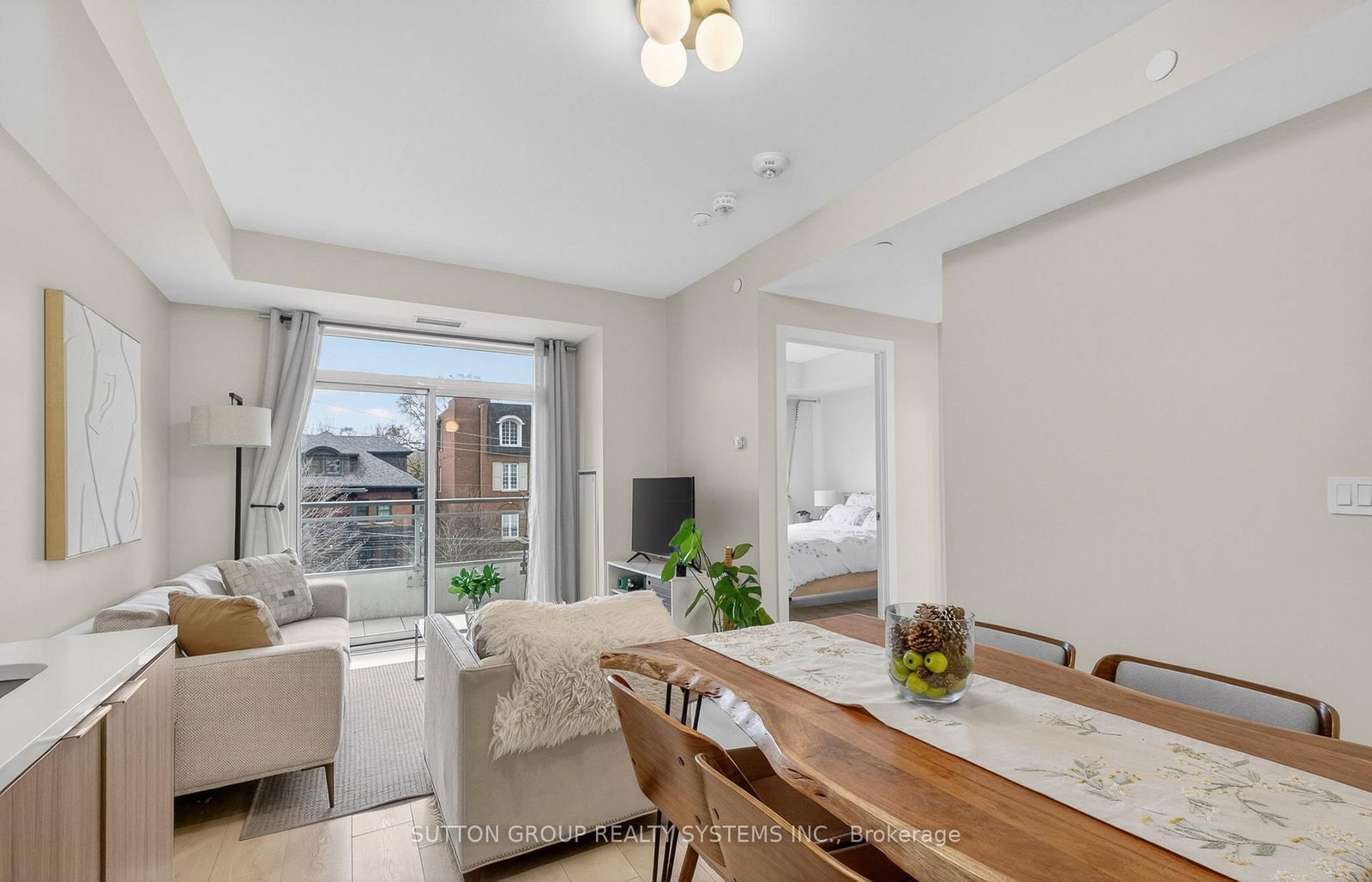 223 St Clair Avenue W, Unit 212 - Photo 12