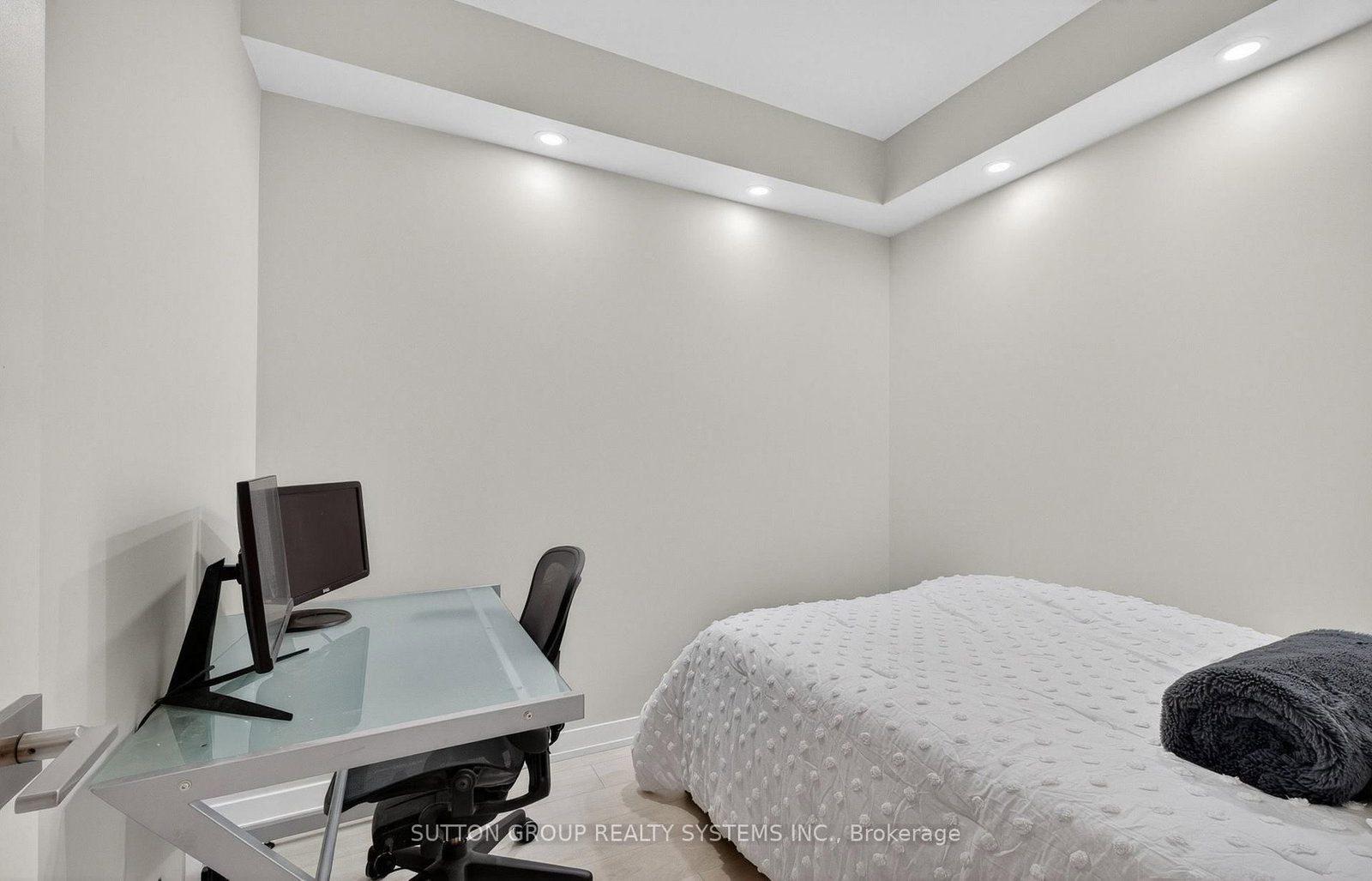 223 St Clair Avenue W, Unit 212 - Photo 18